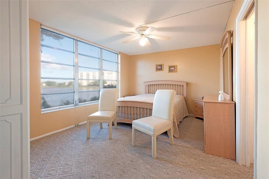 Building Photo - 3051 N Course Dr