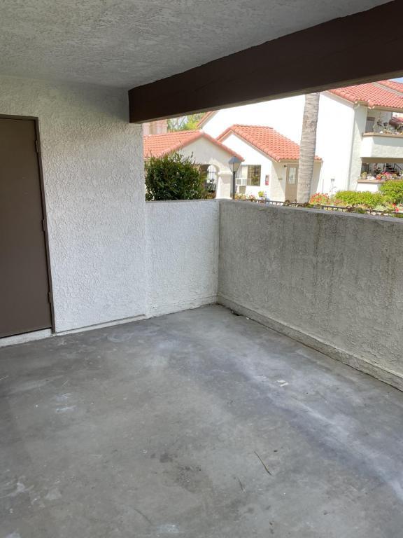 Building Photo - 6386 W Lincoln Ave