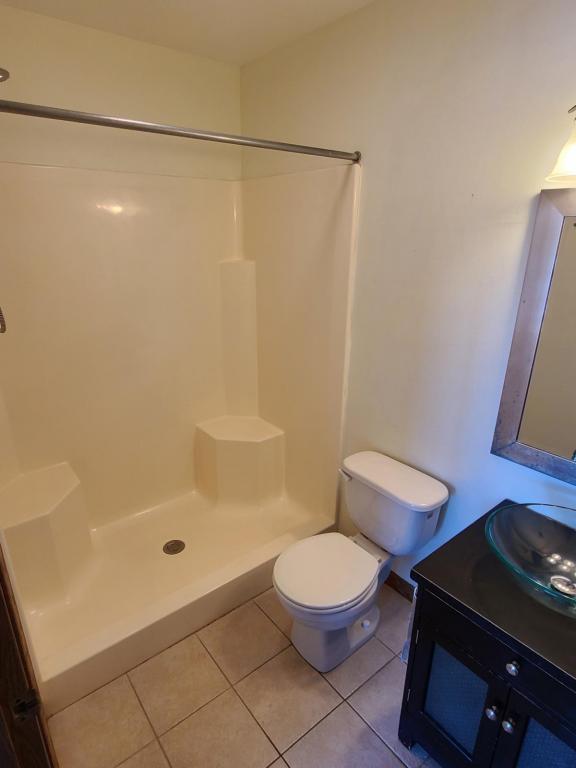 Building Photo - 1361 Cunat Ct