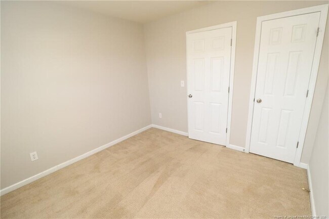 Building Photo - 236 Linden Park Ln