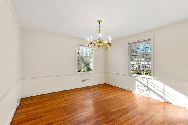 Building Photo - 68 Westgate