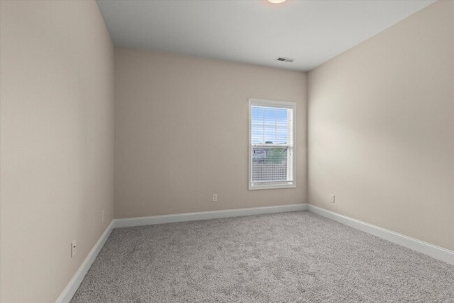 Building Photo - 288 Big Oak Ln