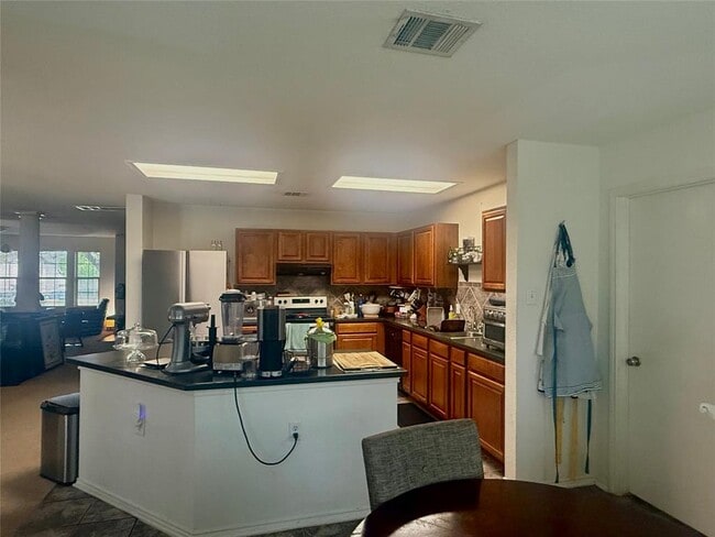 Building Photo - 11104 Chatam Berry Ln