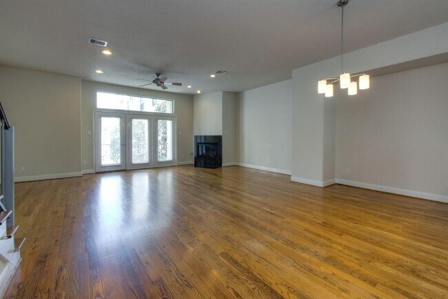 Building Photo - 6909 Staffordshire