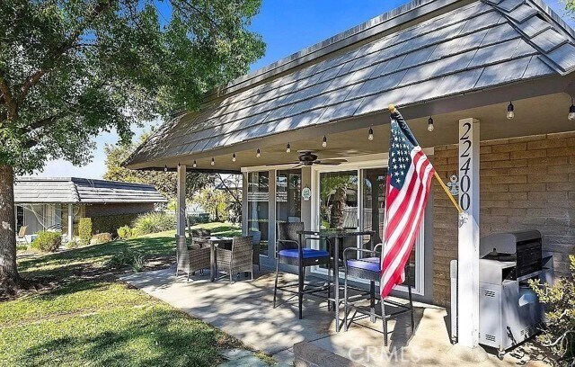 Building Photo - 22400 Canyon Club Dr