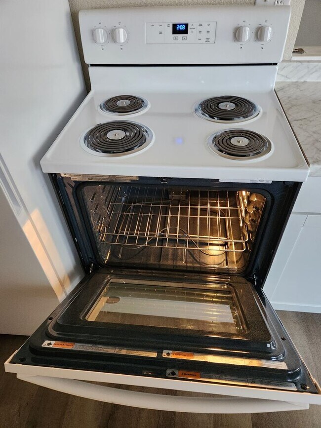 Building Photo - 19864 Gas Point Rd