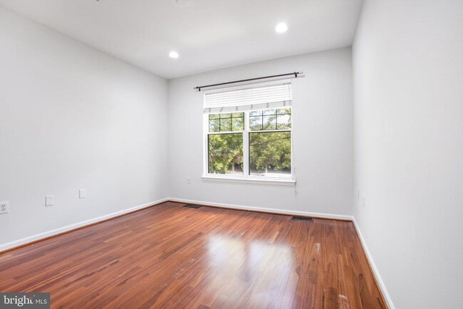 Building Photo - 11325 Aristotle Dr