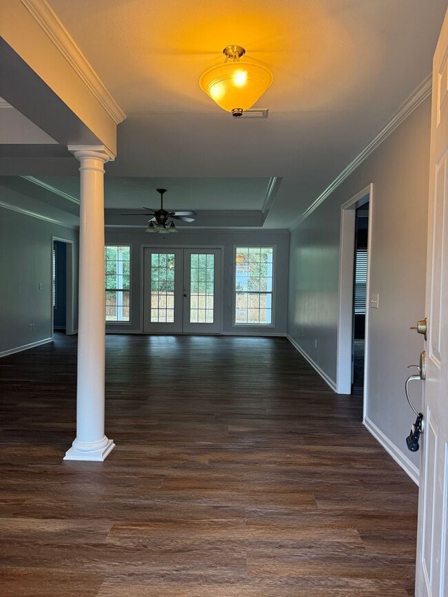 Building Photo - 471 Co Rd 737