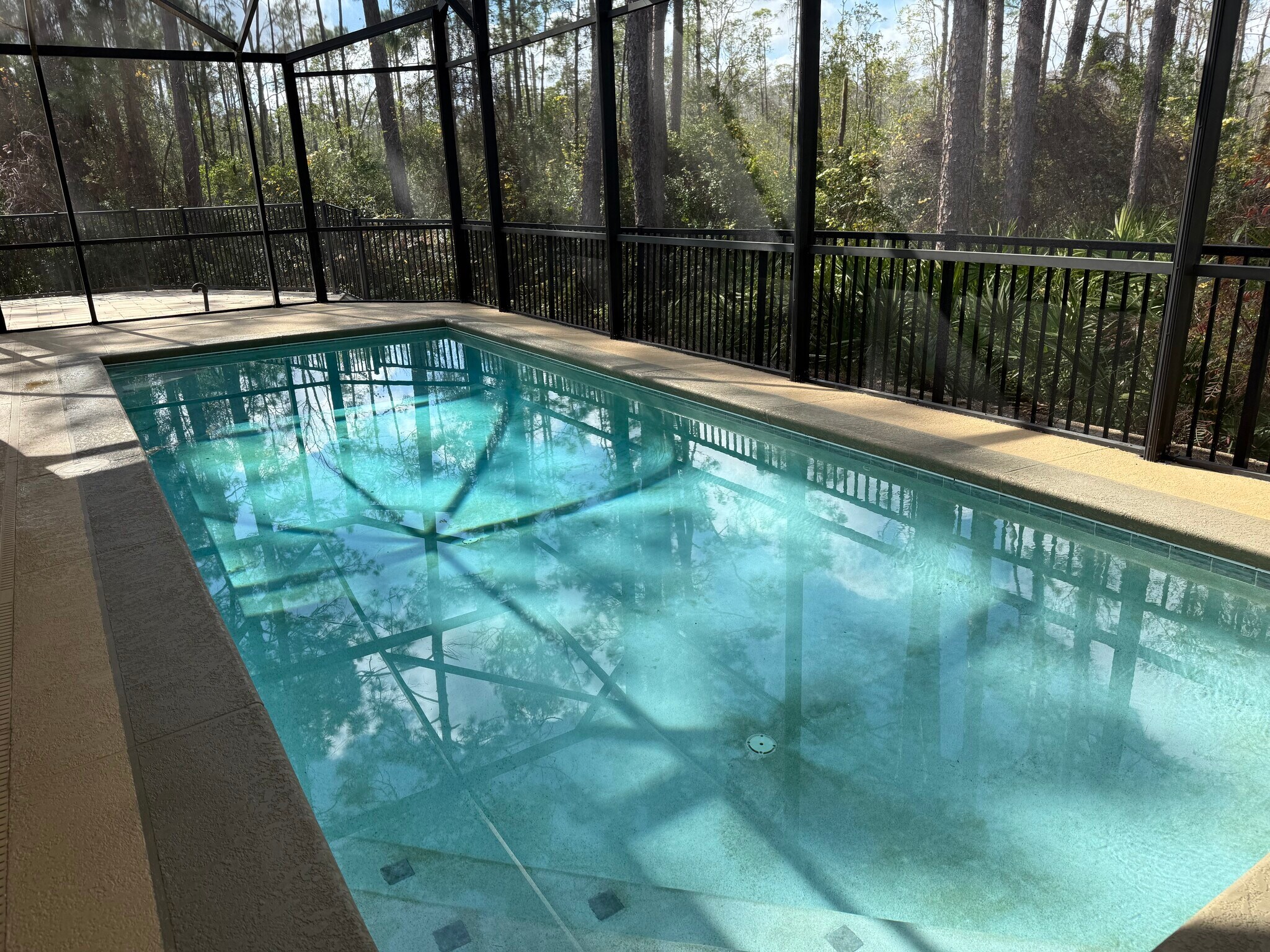 Building Photo - 7530 Colbury Ave