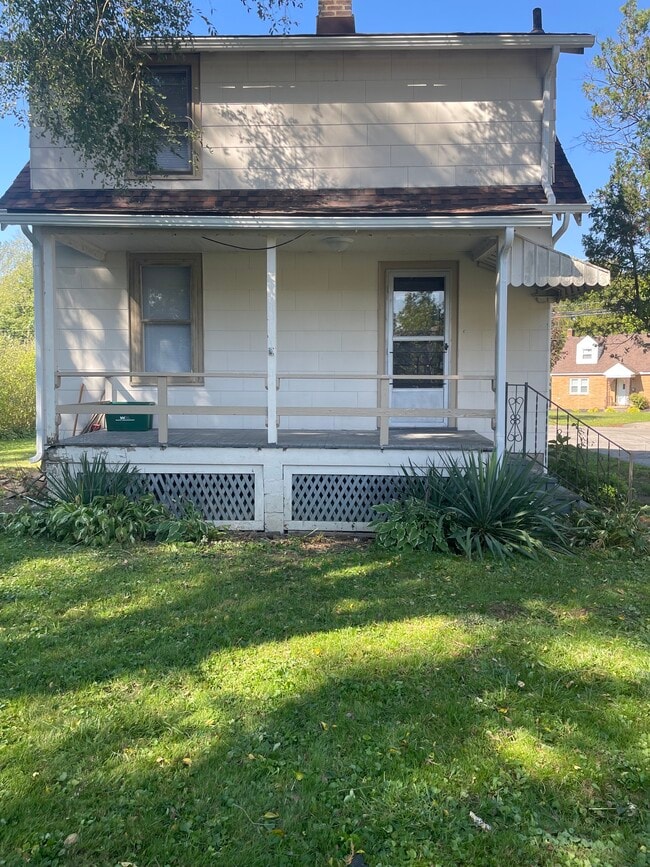 Building Photo - 405 Ravenna Rd