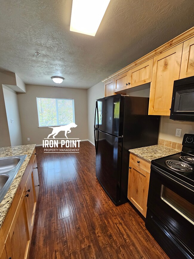 Building Photo - SC5678