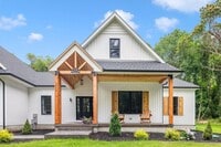 Building Photo - 1332 S Rd