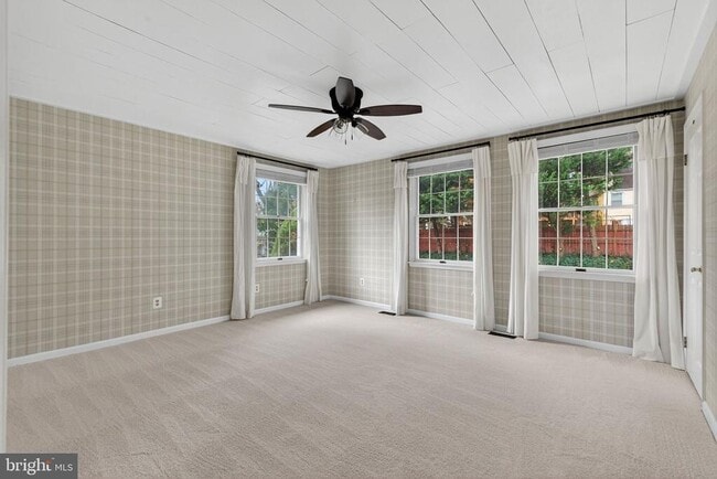 Building Photo - 3004 Marshall St