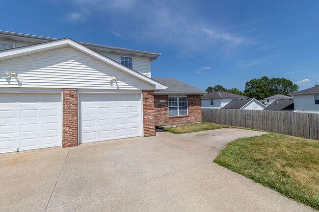 Building Photo - 1507 Riva Ridge Ct