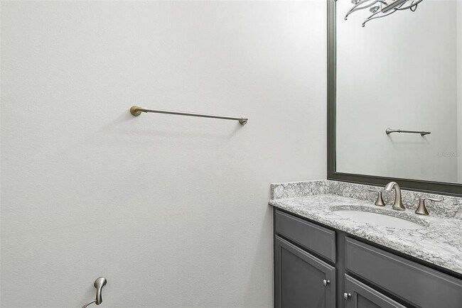 Building Photo - 15 Sandpiper Ln