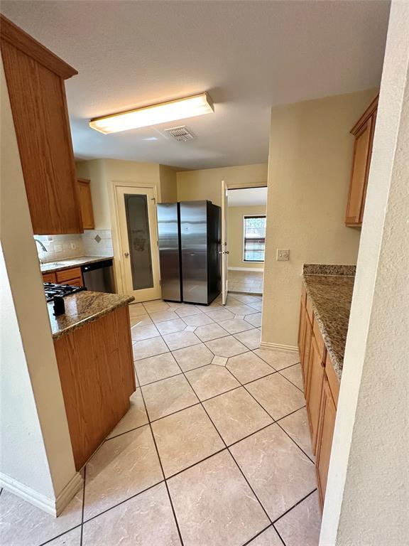 Building Photo - 6913 Sabrina Dr