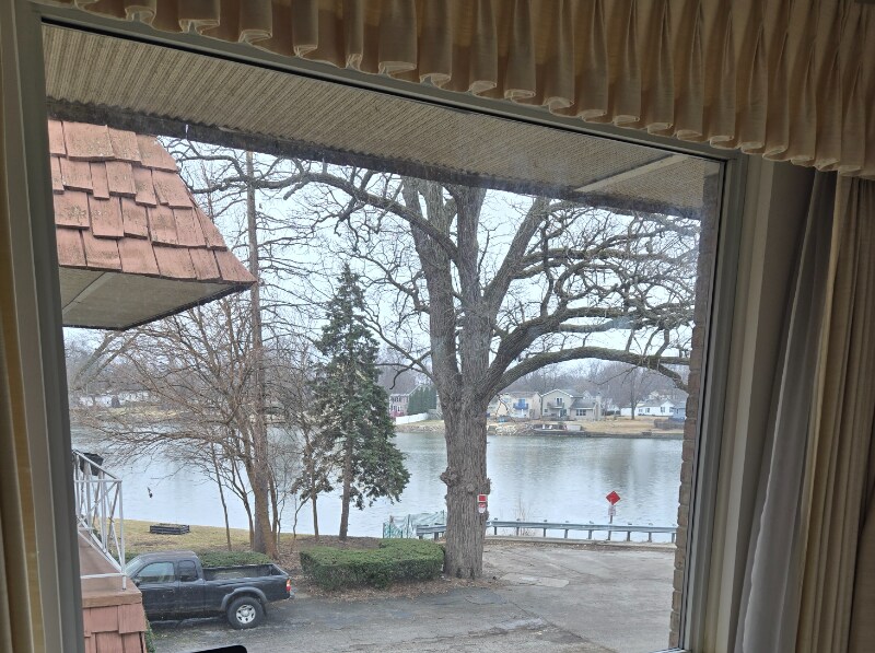 Building Photo - 684 S Indiana Ave