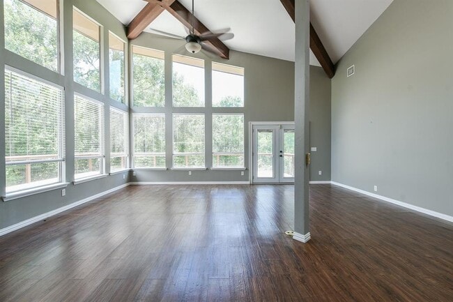 Building Photo - 9502 FM 1462 Rd