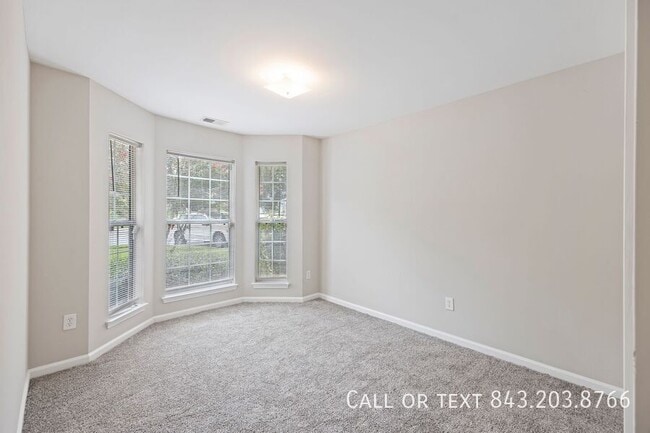 Building Photo - 9318 Ayscough Rd