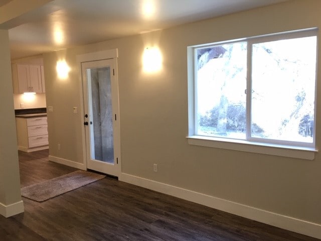 Building Photo - Creekside Frontage, Walk to town, Downstairs Apartment in Duplex