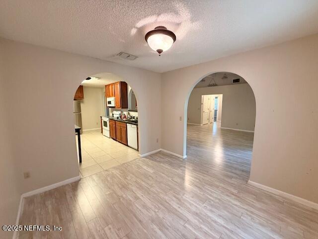 Building Photo - 11644 Lazy Willow Ln