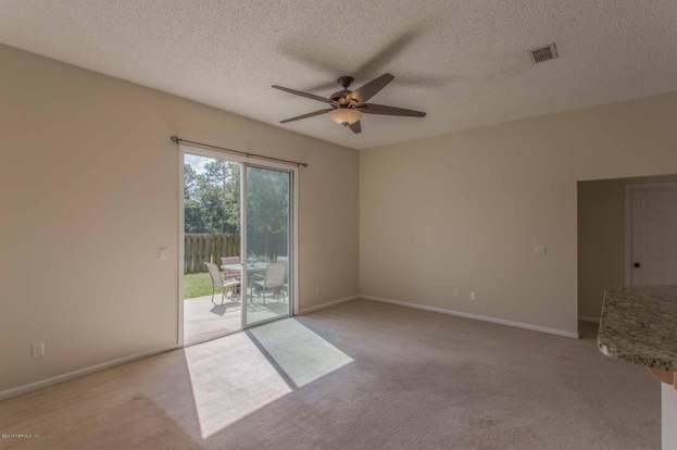 Building Photo - 12096 Coachman Lakes Way