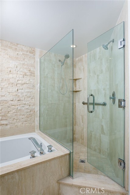 Building Photo - 601 Lido Park Dr