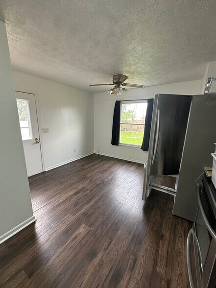 Building Photo - 3891 Millstone Rd