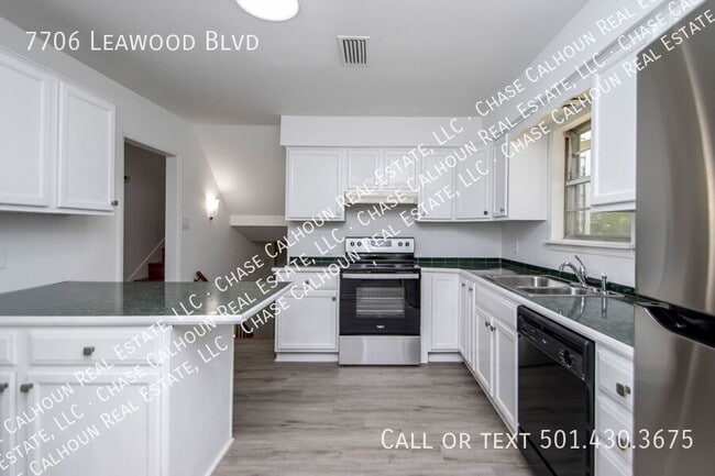 Building Photo - 7706 Leawood Blvd