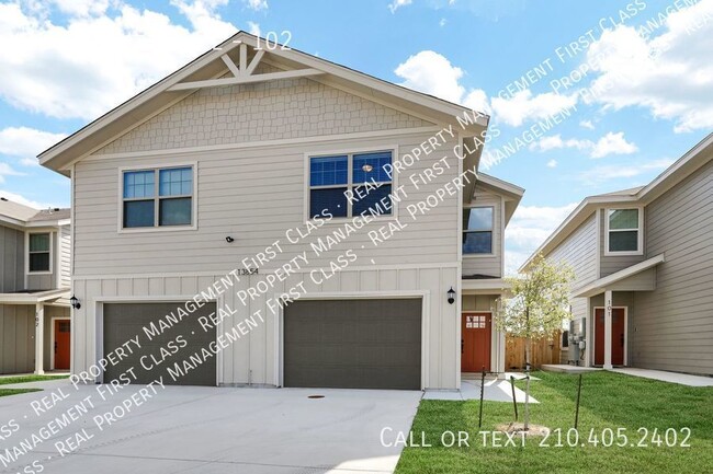 Building Photo - Come see this Alamo Ranch area oasis!