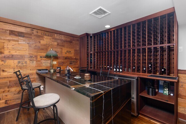 Building Photo - 57 Esmond Ave