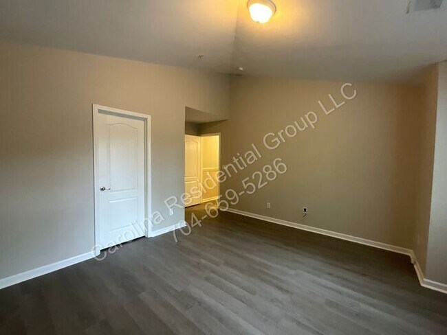 Building Photo - 1606 Termini Dr