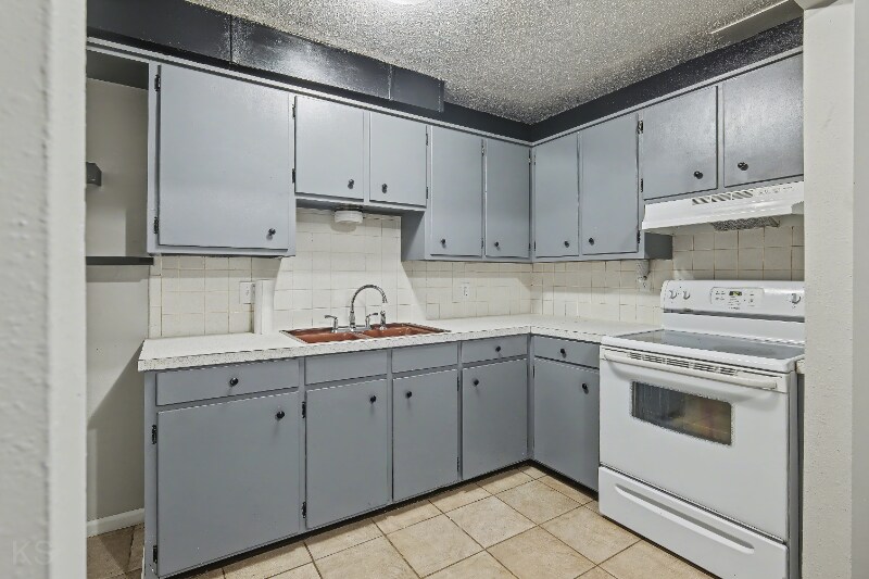 Building Photo - 600 S Missouri Ave