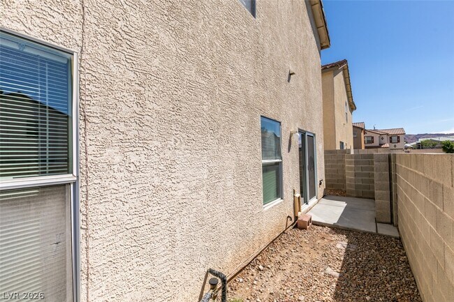 Building Photo - 1170 Orange Meadow St