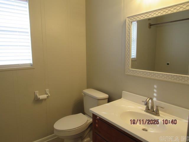 Building Photo - 199-B Center St