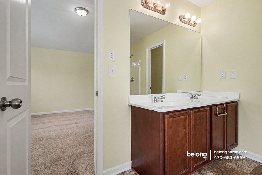 Building Photo - 1562 Onalee Dr