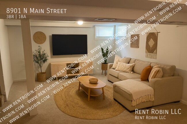 Building Photo - 8901 N Main St