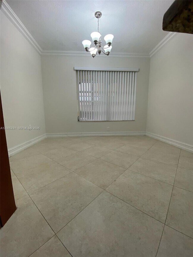 Building Photo - 12432 SW 94th Ln