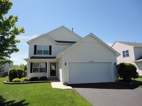 Building Photo - 1319 Roth Dr