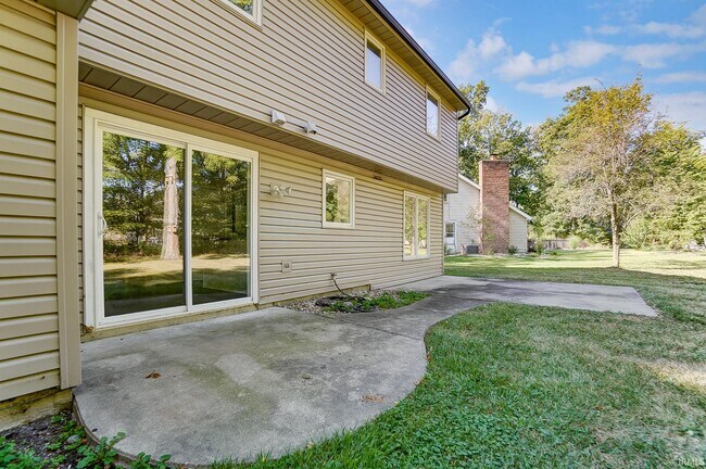 Building Photo - 5931 Spring Oak Ct