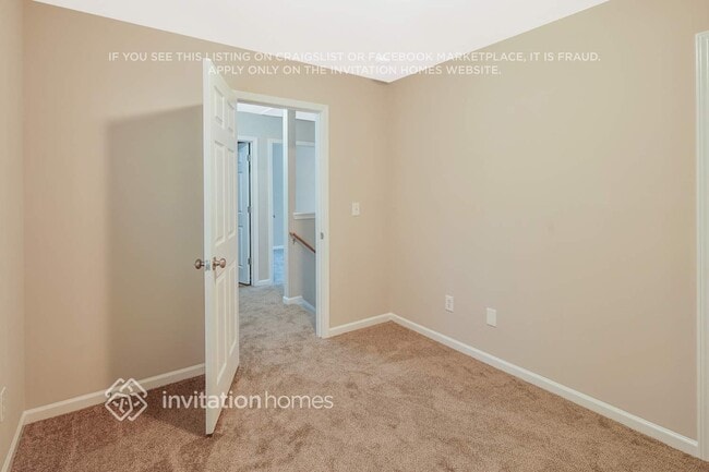Building Photo - 236 Pangle Dr