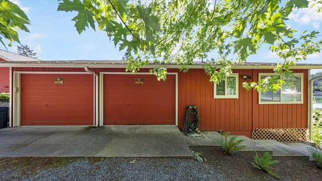 Building Photo - 1 Bed 1 Bath - Kennedy Lagoon - Fabulous Location