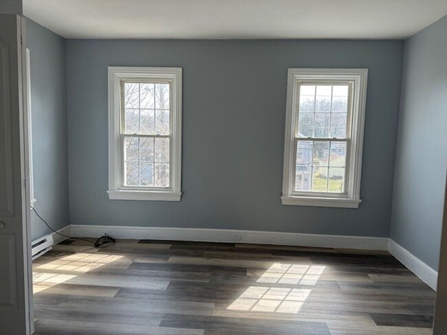 Building Photo - Eastern York School District 2 Bedroom 1 B...