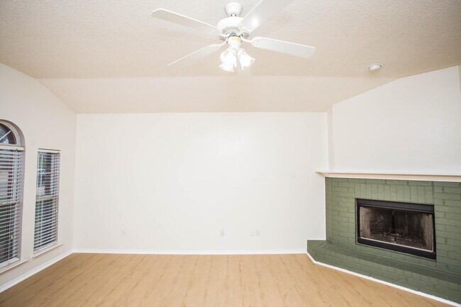 Building Photo - 6536 86th St