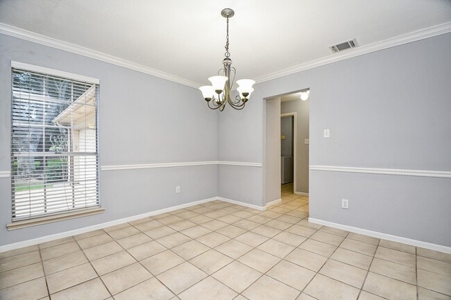 Building Photo - 6335 Oakburl Ln