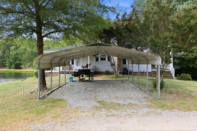 Building Photo - 1184 Jim Christian Rd