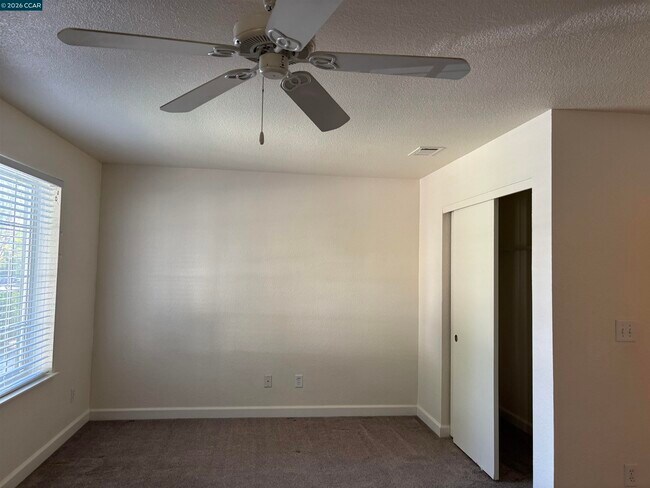 Building Photo - 1888 Badger Pass Way