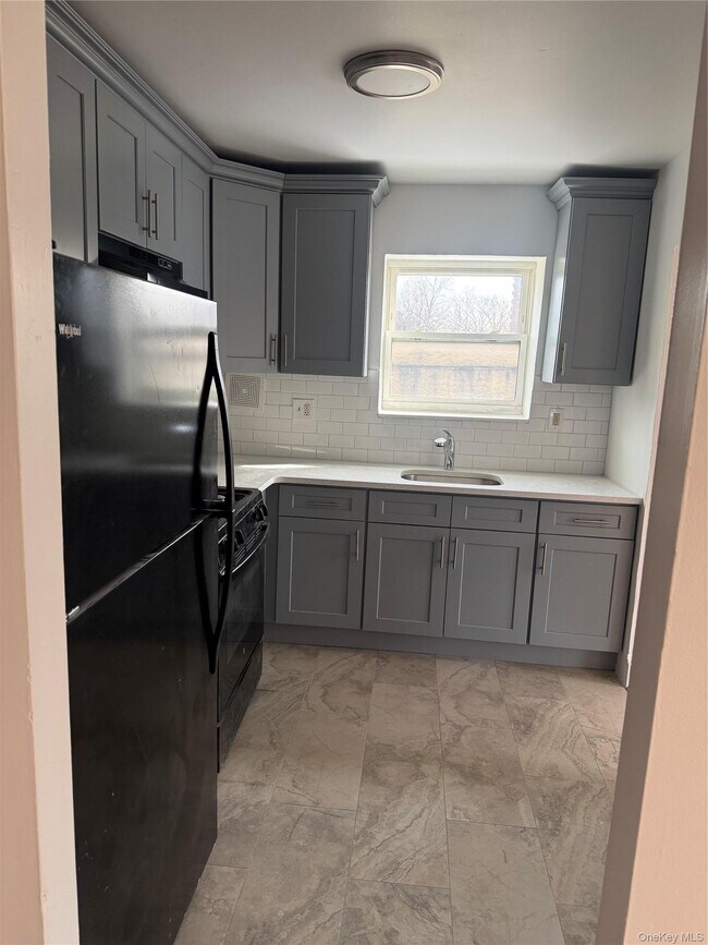 Building Photo - 3550 Palmer Ave