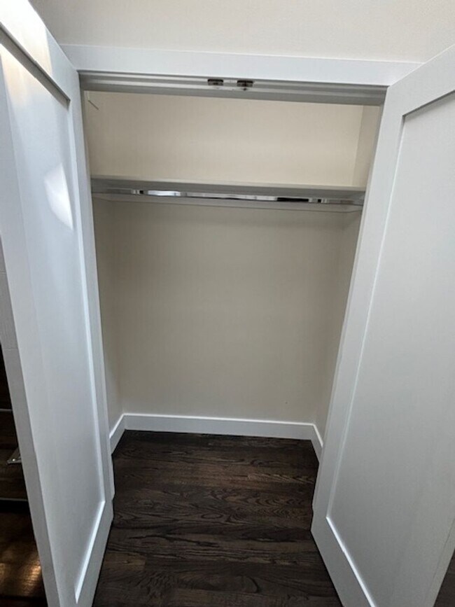 Building Photo - Charming 1bd/1ba Condo – Denver Dry Goods ...