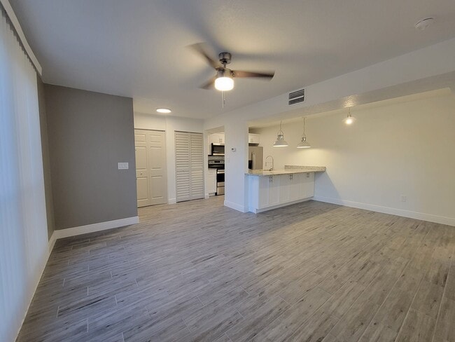 Building Photo - 455 US-19 ALT